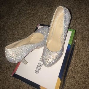 Prom shoes